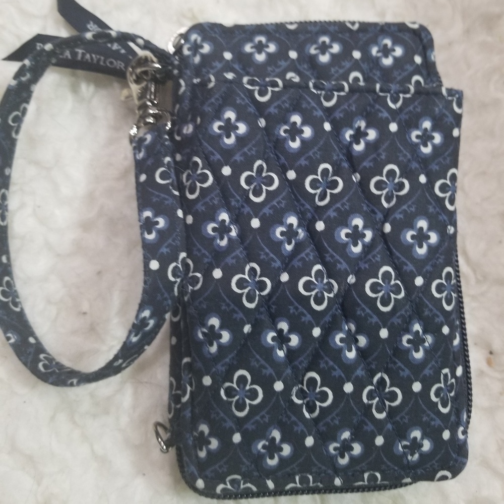23%off!!! Bella Taylor Quilted Clutch/Purse/Wrist